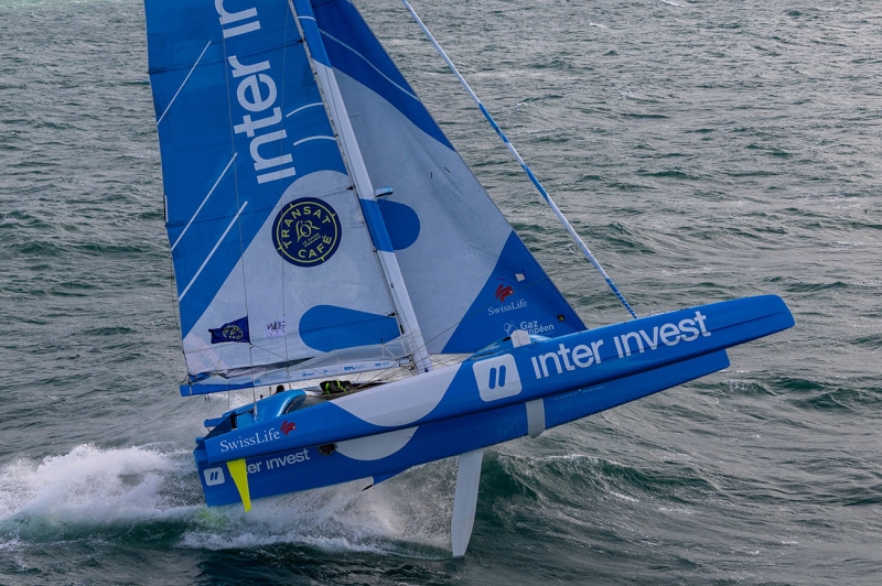 Gagner, Chavirer, Rebondir : coulisses d’une équipe de course au large en trimaran